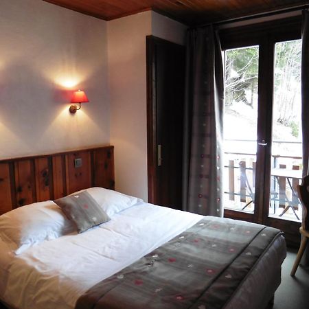 Le Dahu Otel Chamonix Oda fotoğraf